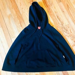 Juicy Sweatshirt Cape